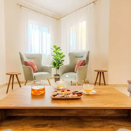 Mediterranean Family Escape At Regina Gardens Apartman Paphos
