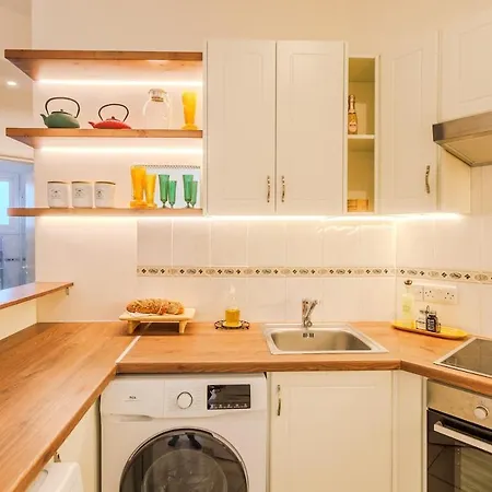 Apartman Mediterranean Family Escape At Regina Gardens *