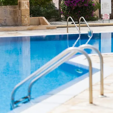 Mediterranean Family Escape At Regina Gardens Apartman *